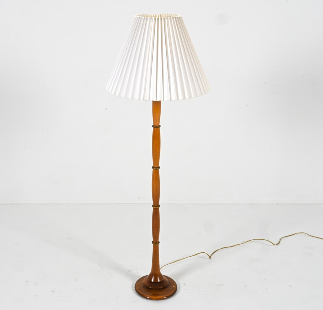 TEAK AND BRASS FLOOR LAMP C.1970'S (1 of 12)