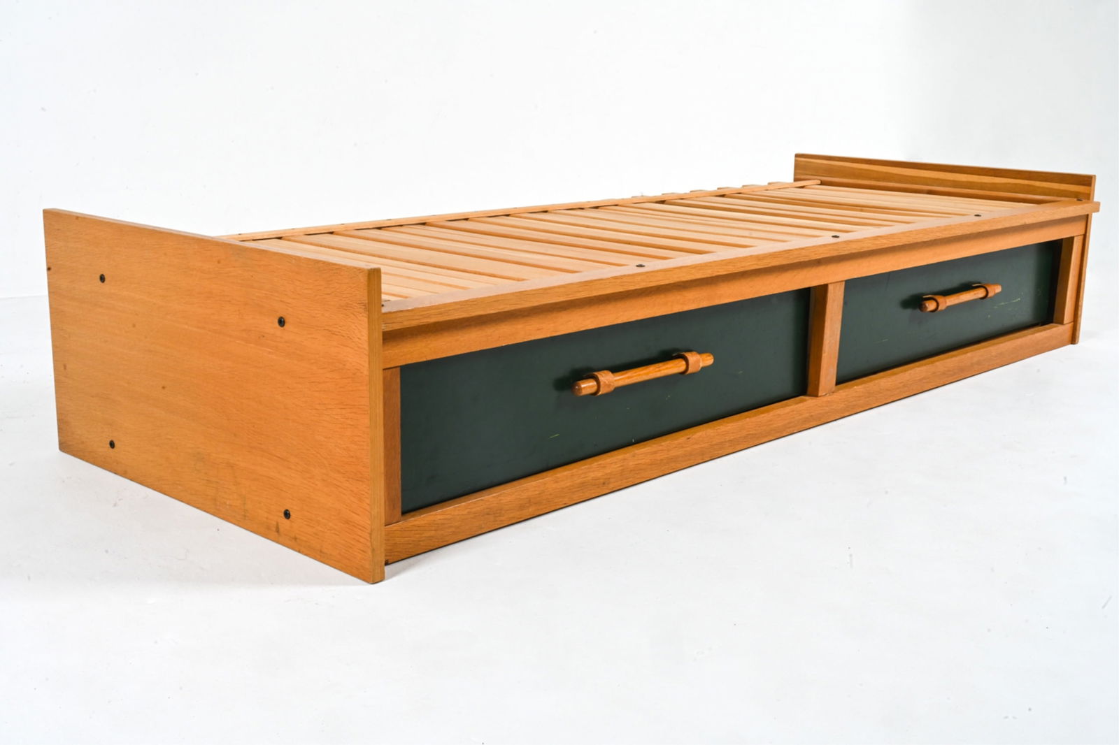 MANNER OF BORGE MOGENSEN OAK DAYBED, C. 1970'S (1 of 12)
