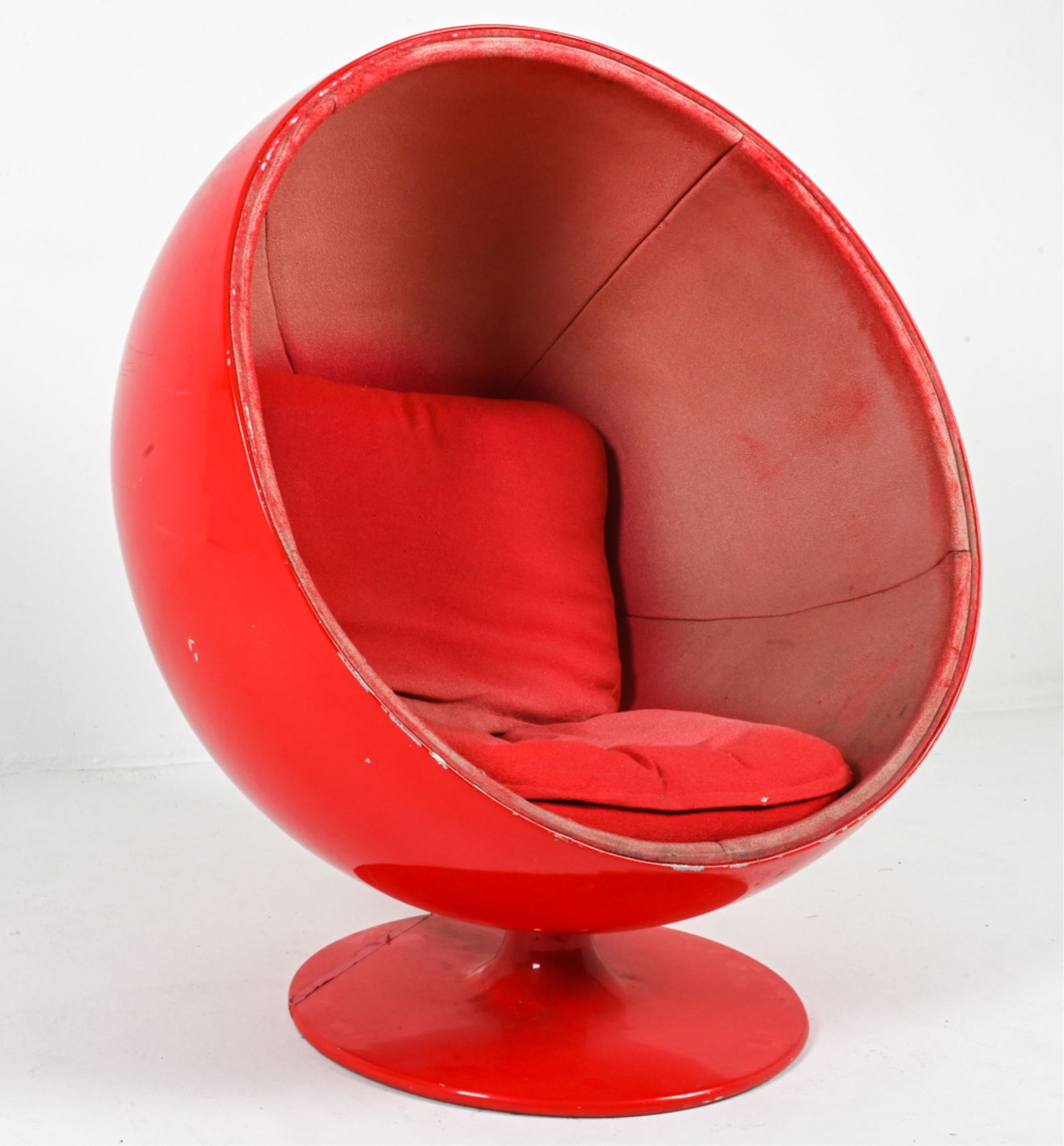 MANNER OF EERO AARNIO SPACE AGE BALL CHAIR (1 of 12)