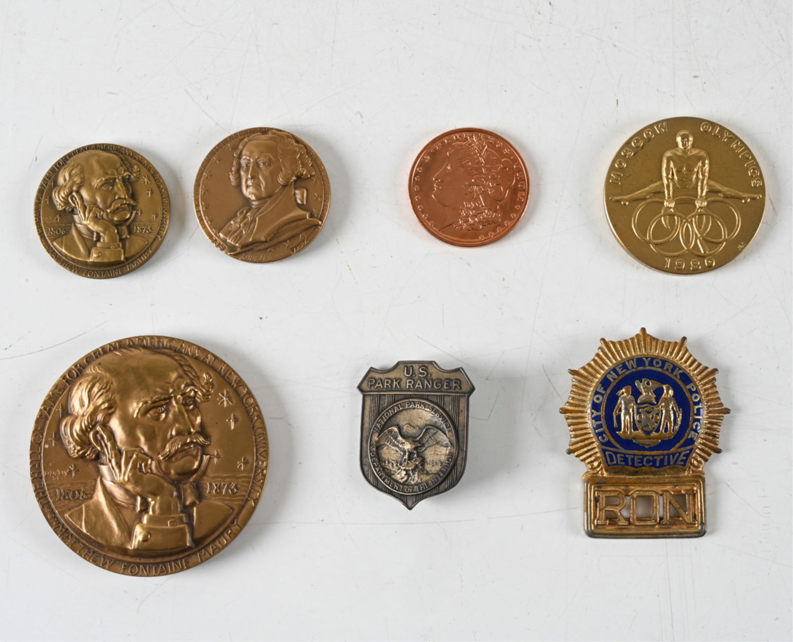 GROUPING OF MEDALLIONS & BADGES INCL. BRONZE (1 of 9)