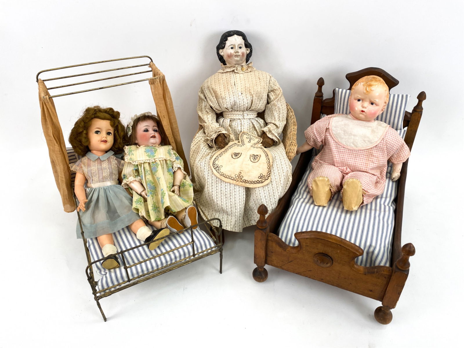(4) GROUPING OF ANTIQUE DOLLS + BEDS (1 of 8)