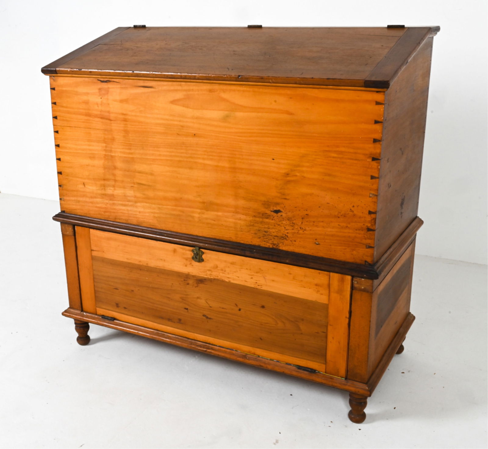 PINE SLANT-TOP COUNTRY CHEST (1 of 13)