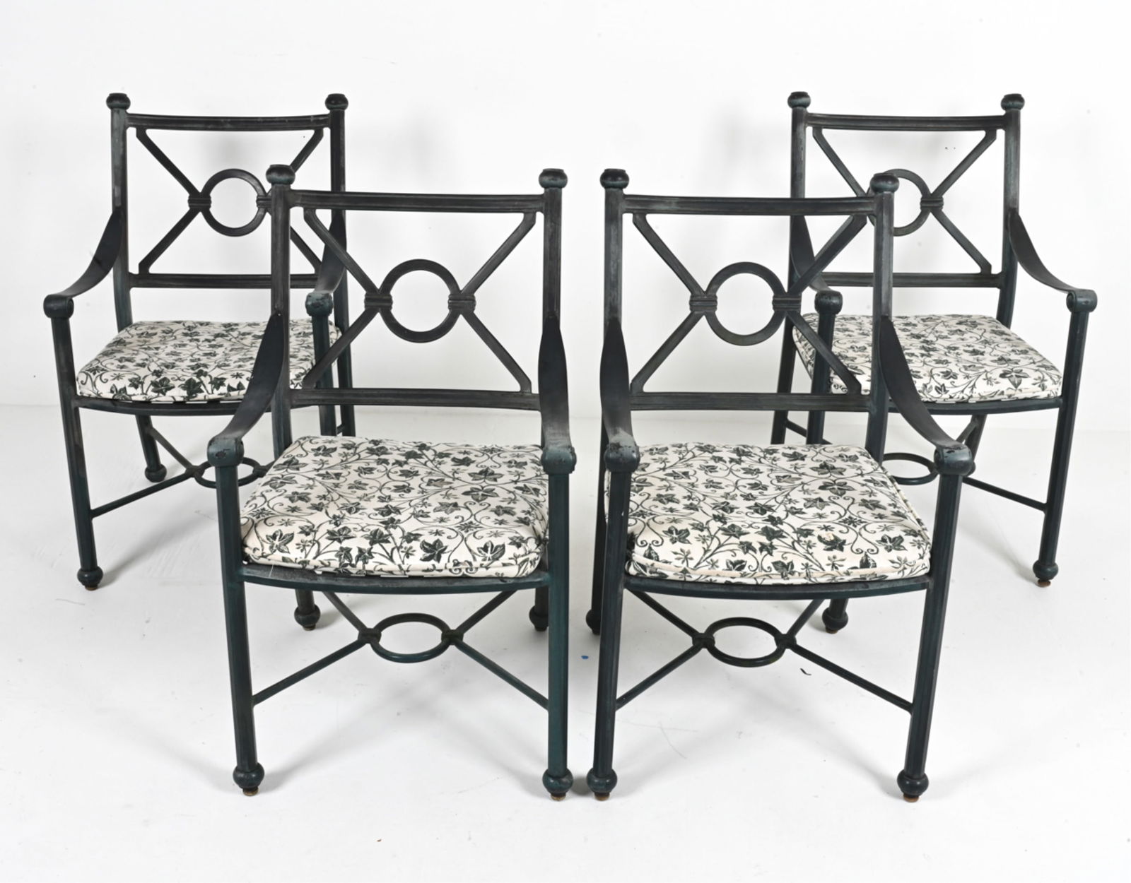 (4) WOODARD 'DELPHI' PATIO ARMCHAIRS (1 of 11)