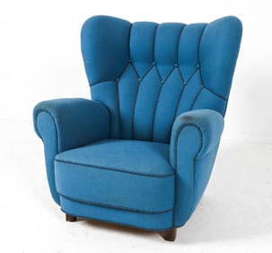 MANNER OF FRITZ HANSEN TUFTED ARM CHAIR