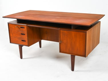 TEAK EXECUTIVE DESK W/ FLOATING TOP
