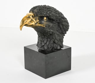 BRONZE SCULPTURE OF AN EAGLE
