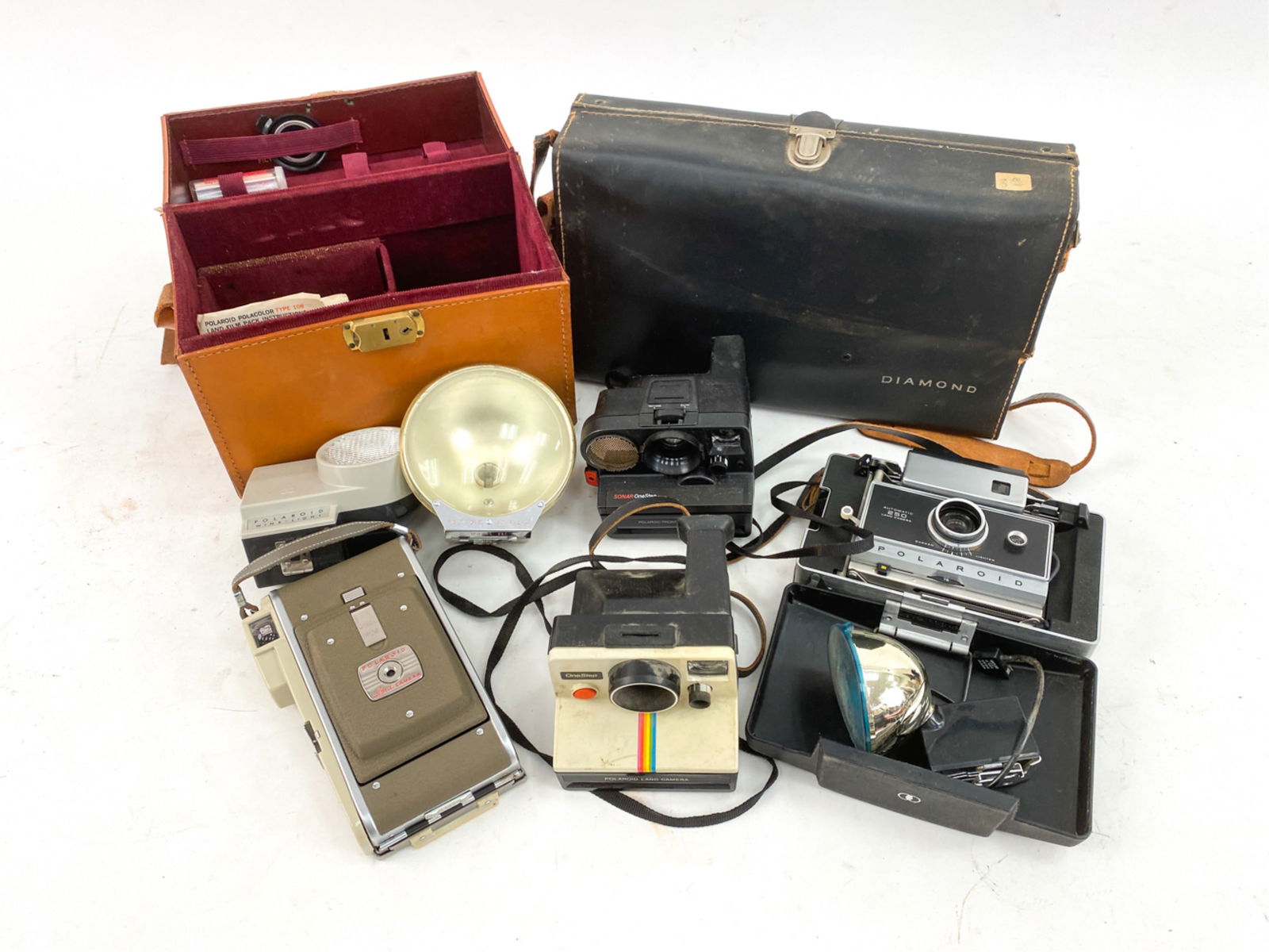 VINTAGE POLAROID CAMERA GROUPING INCL LAND CAMERA (1 of 9)