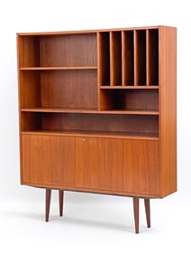 HUNDEVAD MOBELFABRIK STYLE TEAK BOOKCASE