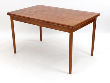 DANISH MID-CENTURY TEAK EXTENDING DINING TABLE