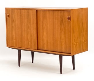 DOMINO MOBLER DANISH TEAK SIDEBOARD, C. 1970'S