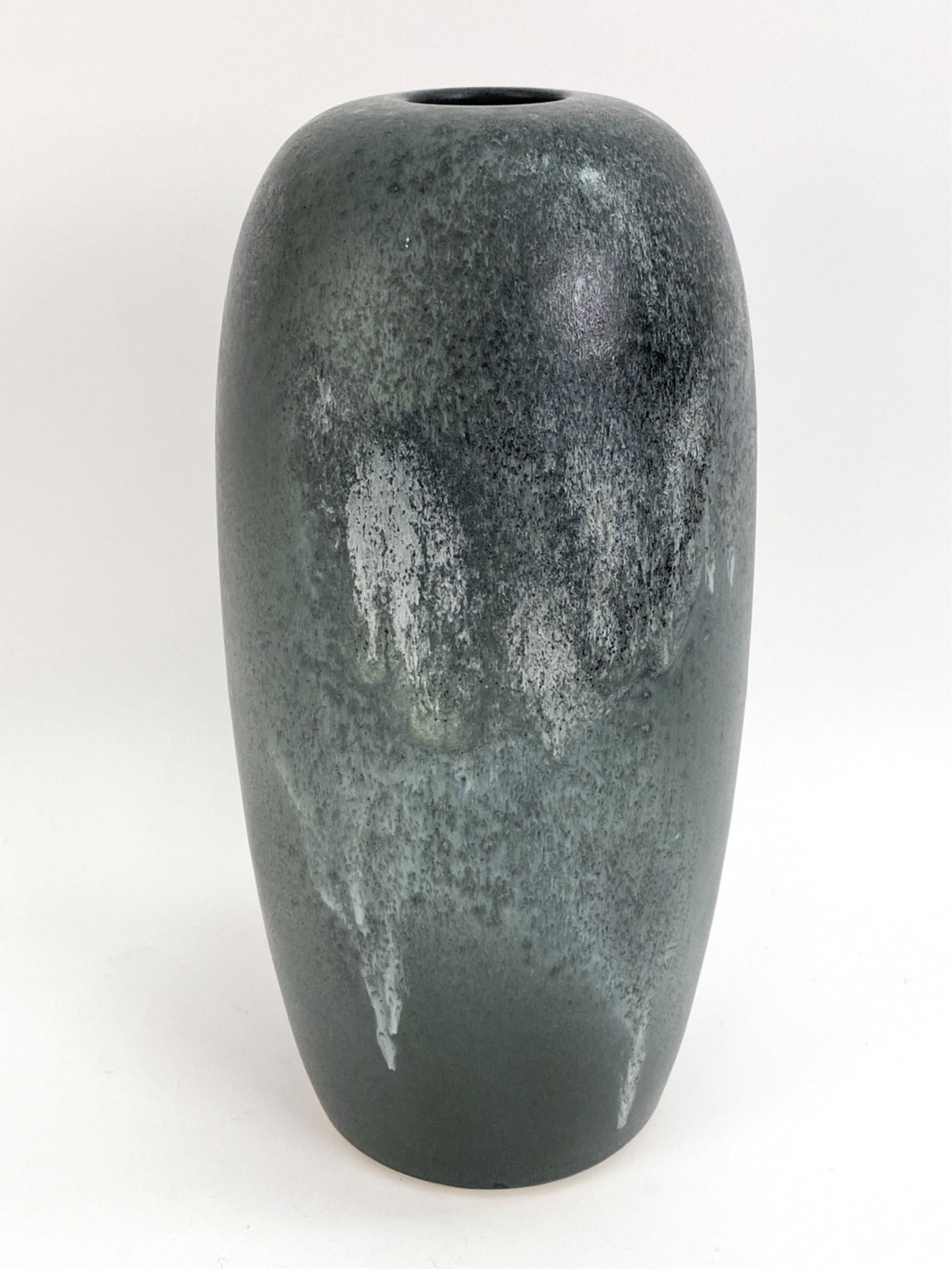 MID-CENTURY CERAMIC VASE (1 of 9)