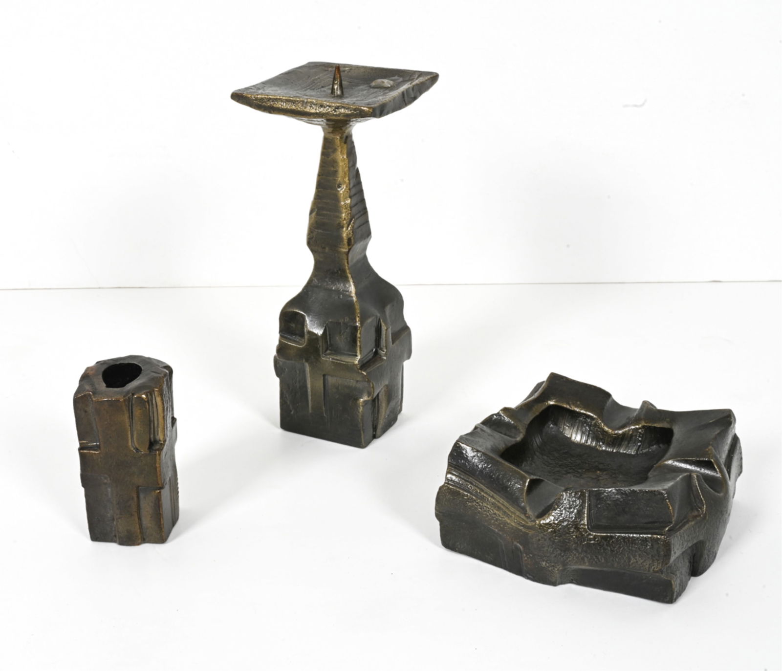 BRUTALIST CAST STEEL DECORATIVE GROUPING, C. 1970 (1 of 16)