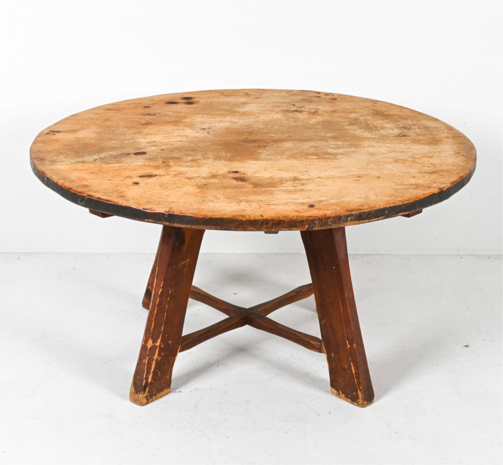 VINTAGE ROUND COUNTRY PINE DINING TABLE (1 of 15)