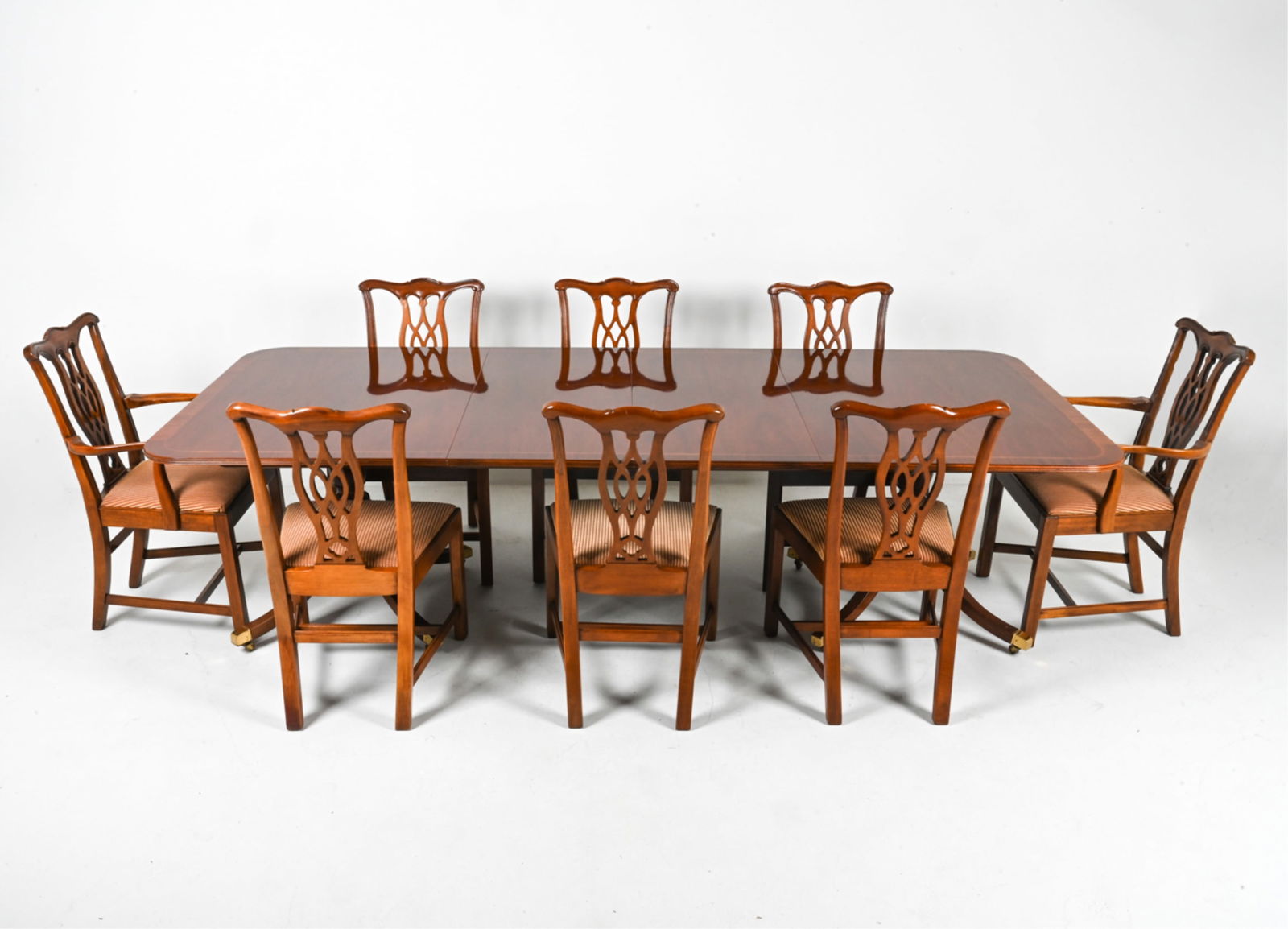 BAKER MAHOGANY DINING TABLE & (8) CHAIRS (1 of 20)
