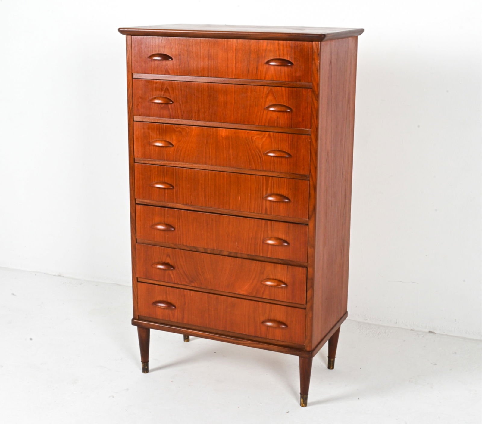 DANISH TEAK AND PINE CHEST OF DRAWERS (1 of 15)