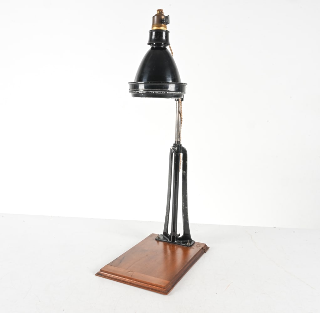 INDUSTRIAL ARTICULATING DESK LAMP (1 of 17)