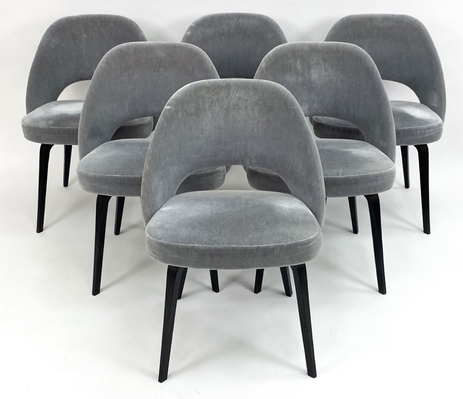 (6) KNOLL EERO SAARINEN EXECUTIVE SIDE CHAIRS (1 of 20)