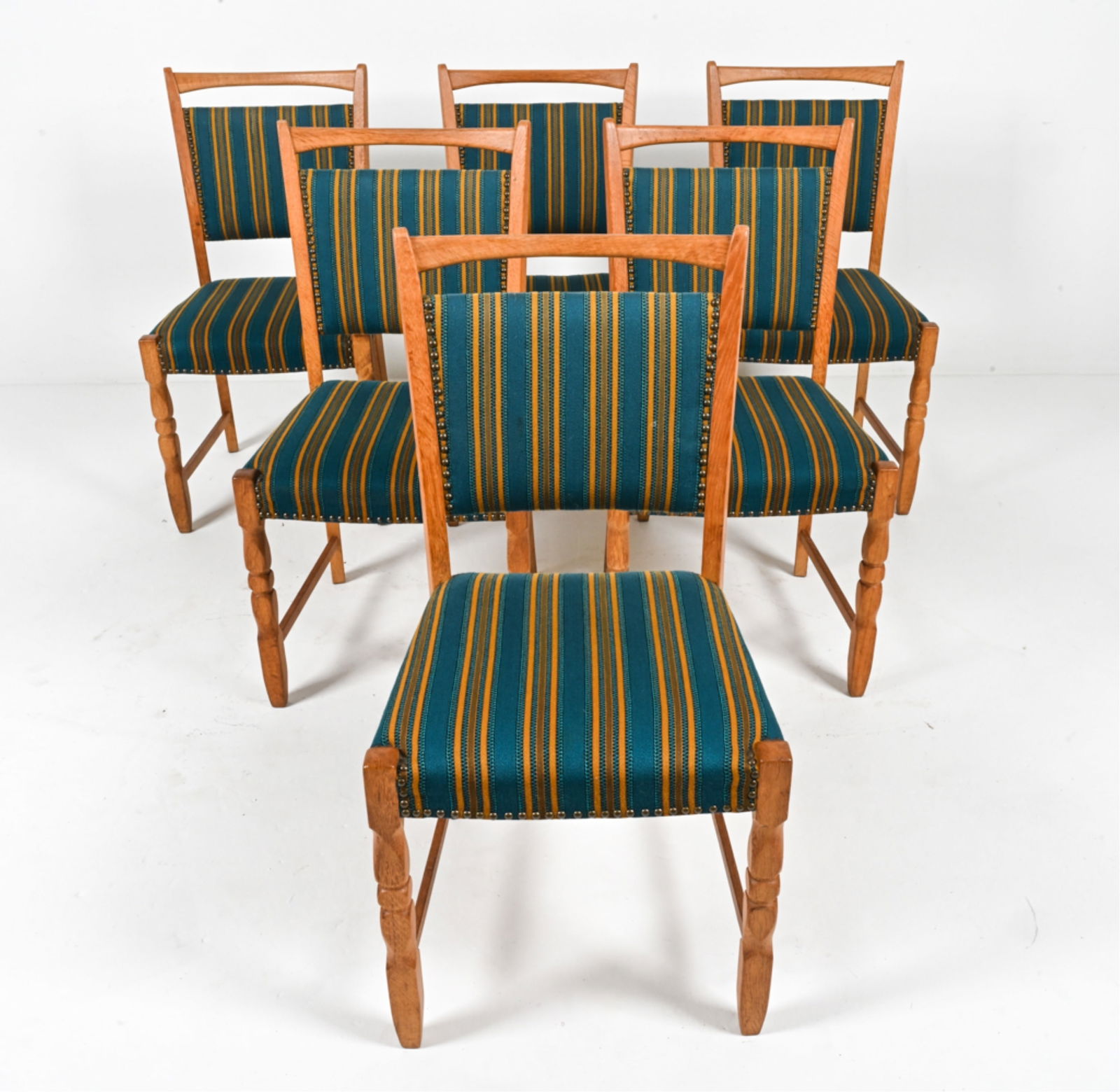 (6) HENNING KJAERNULF STYLE OAK SIDE CHAIRS (1 of 18)