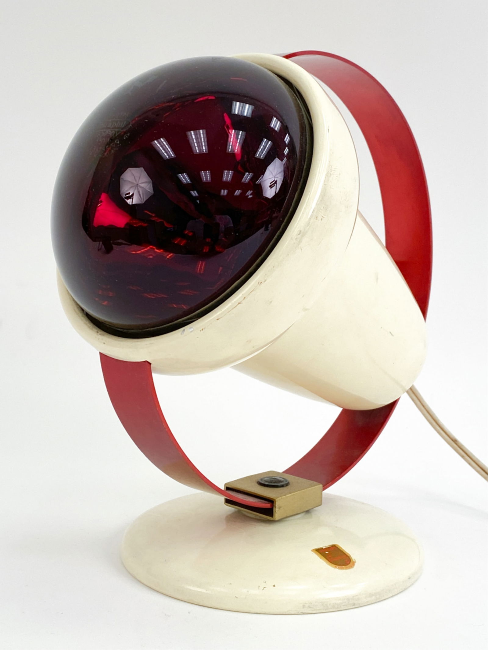 CHARLOTTE PERRIAND INFRAPHIL DESK LAMP (1 of 12)