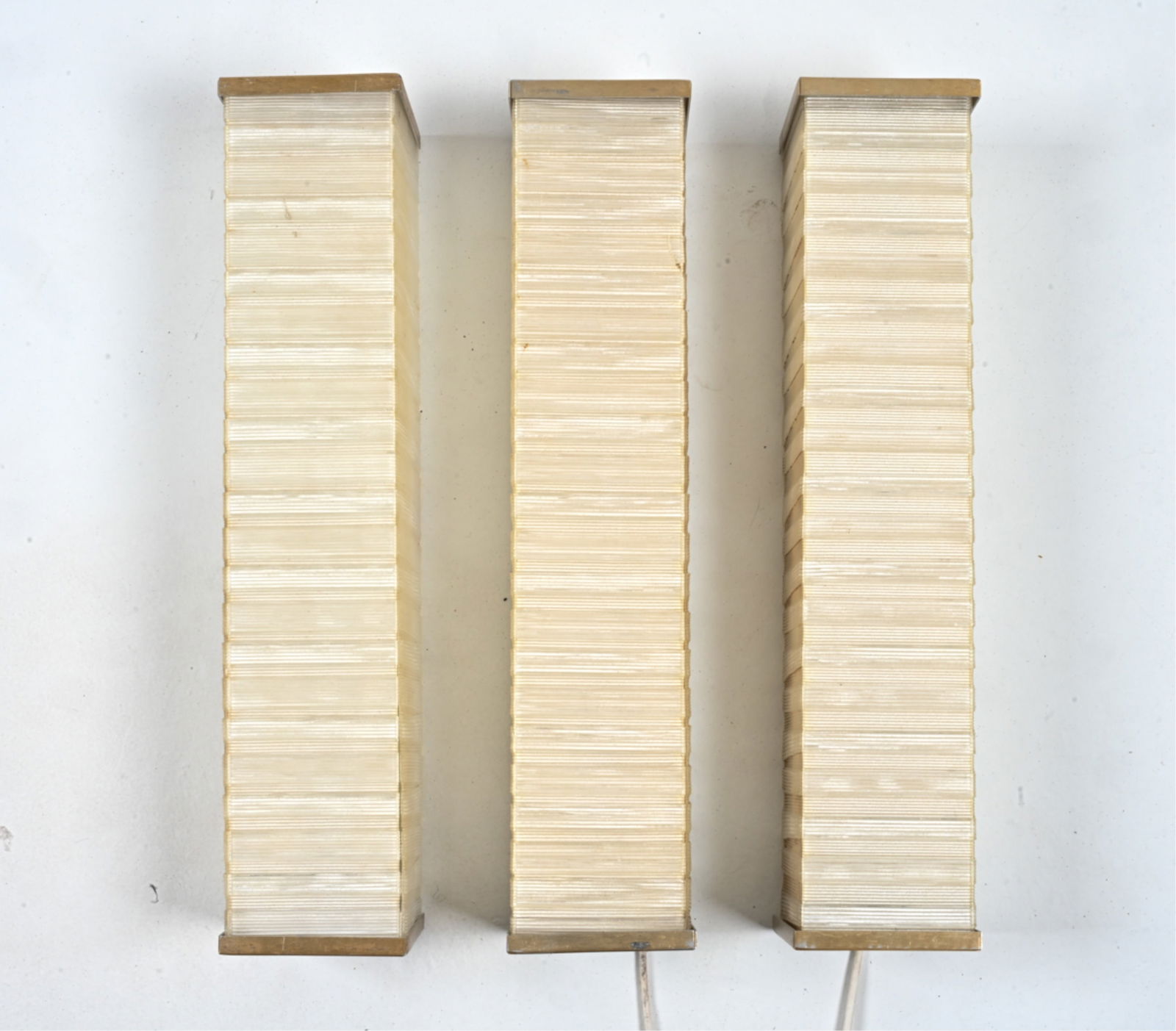 (3) MID-CENTURY PLASTIC & METAL WALL SCONCES (1 of 8)