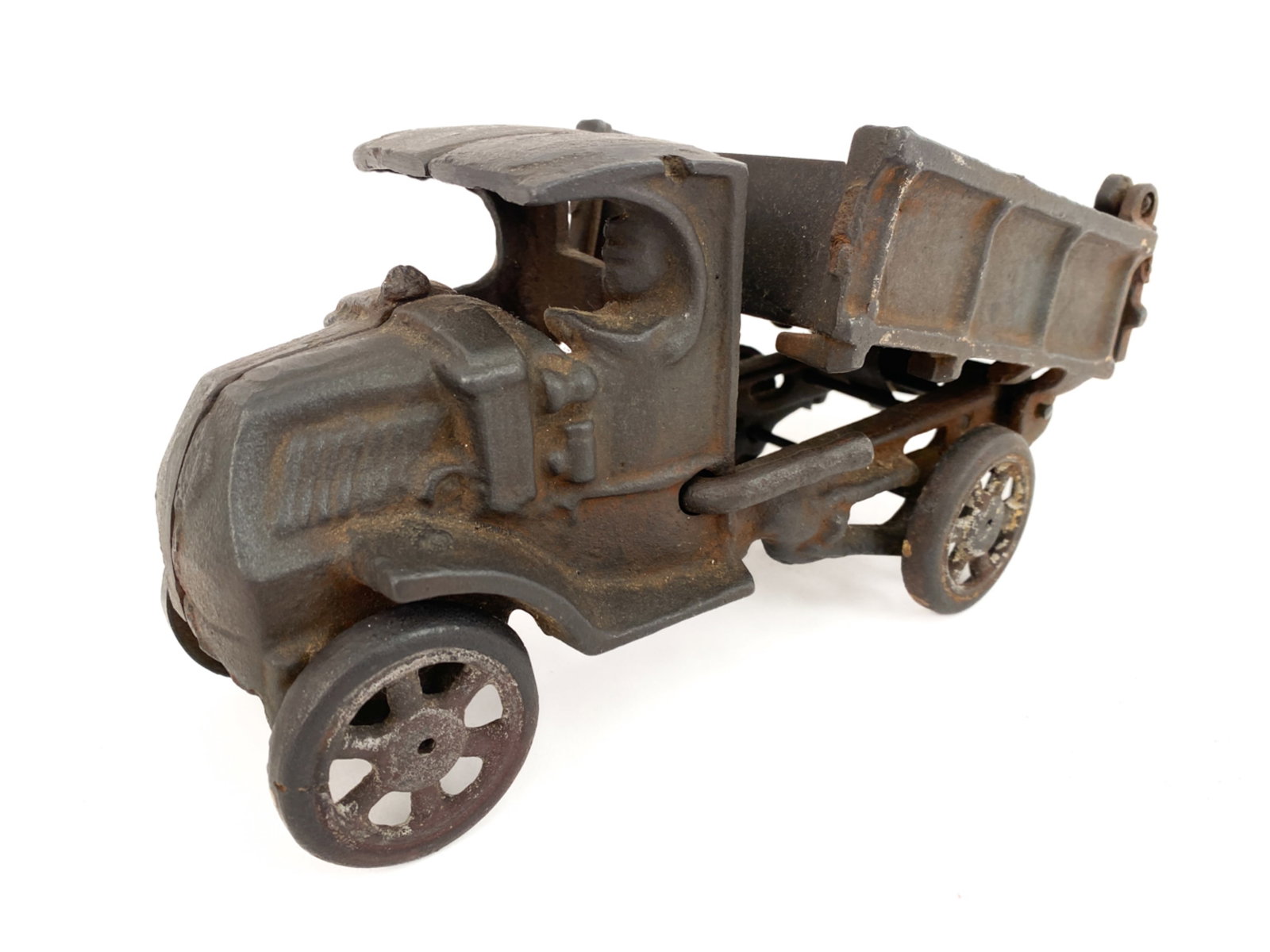 ANTIQUE CAST IRON TOY DUMP TRUCK (1 of 8)