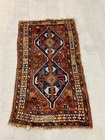 ANTIQUE SHIRAZ AREA RUG