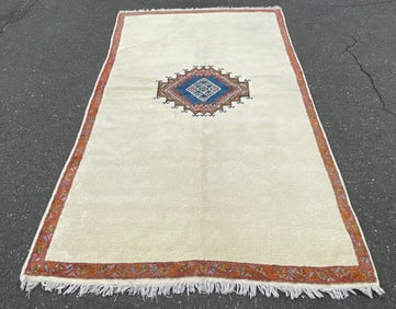 MOROCCAN BERBER WOOL RUG