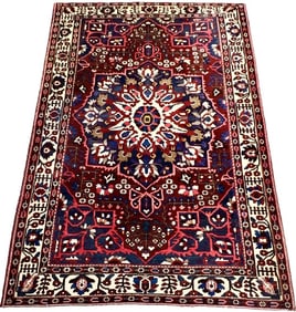 PERSIAN BAHTIARI RUG