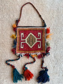VINTAGE WOOL HAND BAG