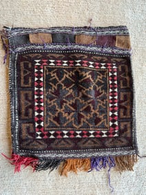 VINTAGE WOOL HAND BAG