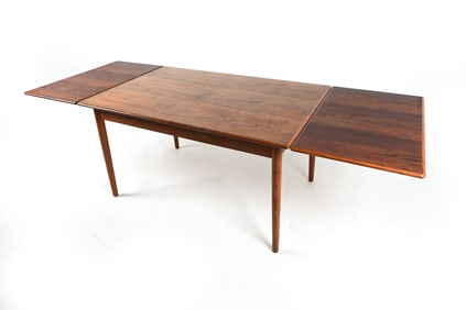 DANISH ROSEWOOD EXPANDING DINING TABLE