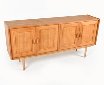 MID-CENTURY DANISH OAK SIDEBOARD, C.1960'S