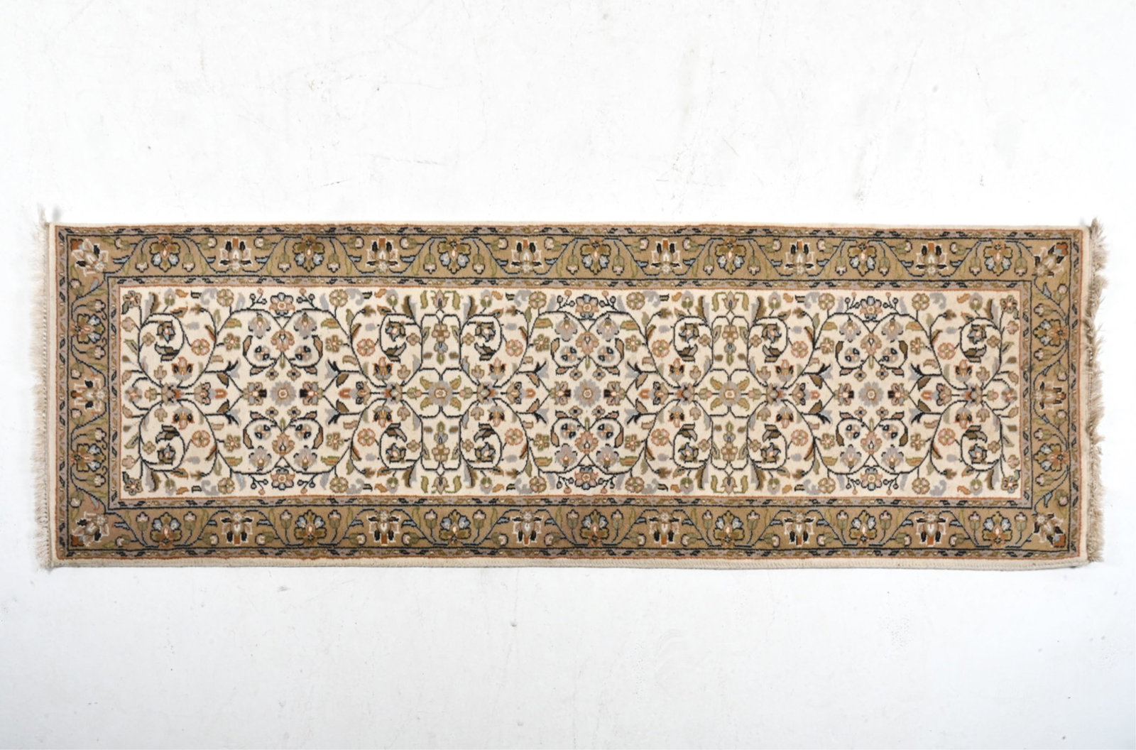FLORAL TURKISH RUNNER RUG (1 of 11)