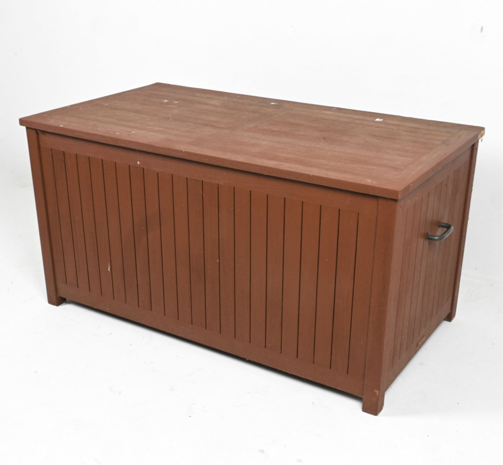 OUTDOOR TEAK STORAGE CHEST BY KINGLSEY BATE (1 of 12)