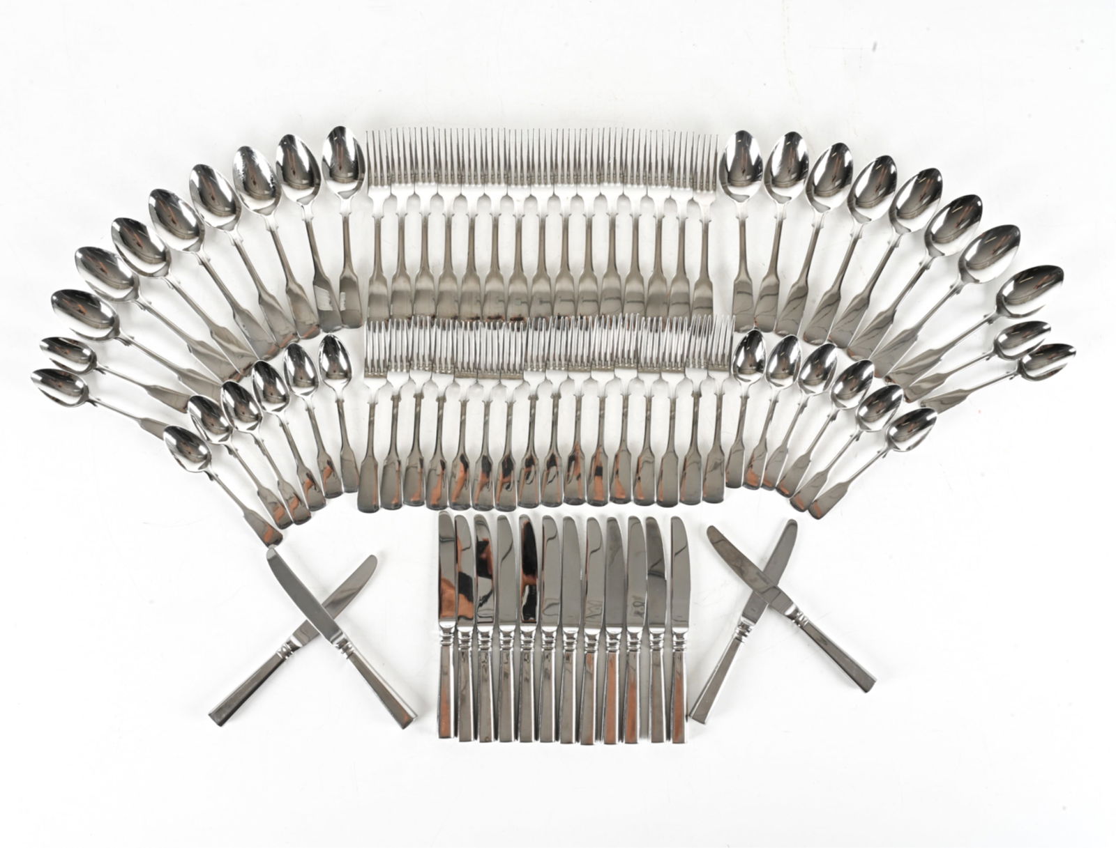 VILLEROY AND BOCH FLATEWARE SERVICE FOR 16 (1 of 11)