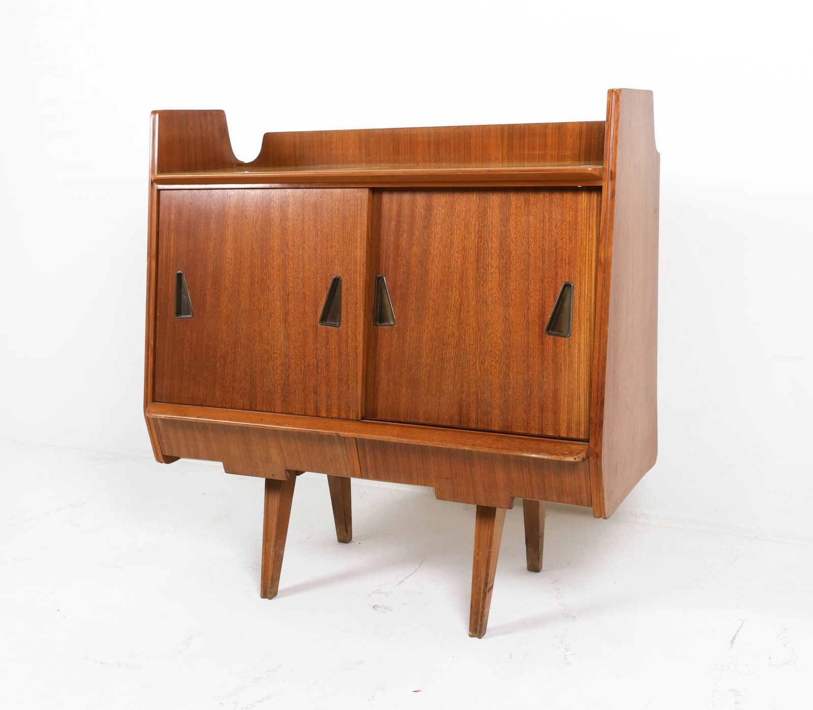 ART DECO TEAK SIDEBOARD BY VITTORIO DASSI (1 of 20)
