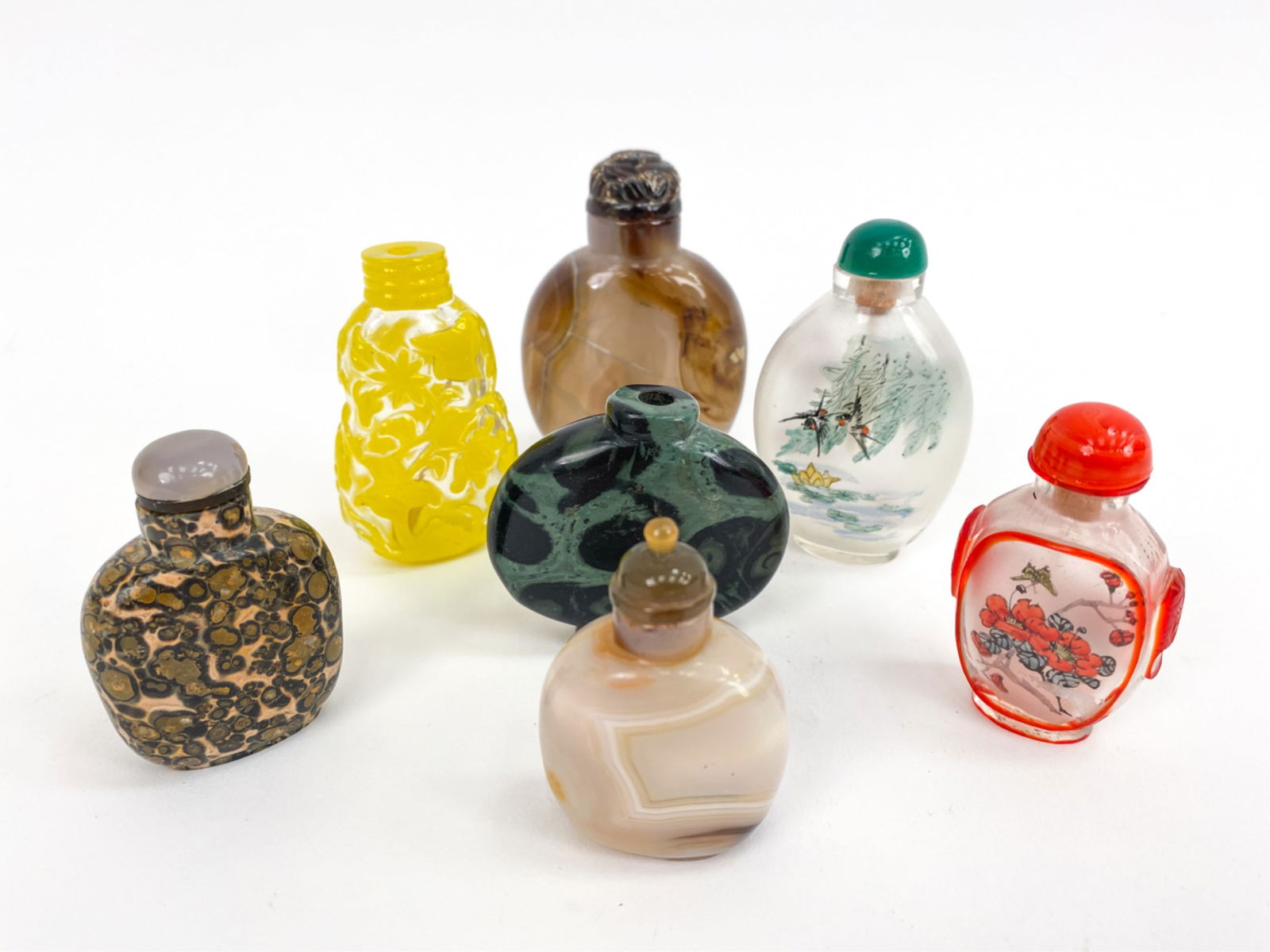 (7) CHINESE GLASS & STONE SNUFF BOTTLES (1 of 15)
