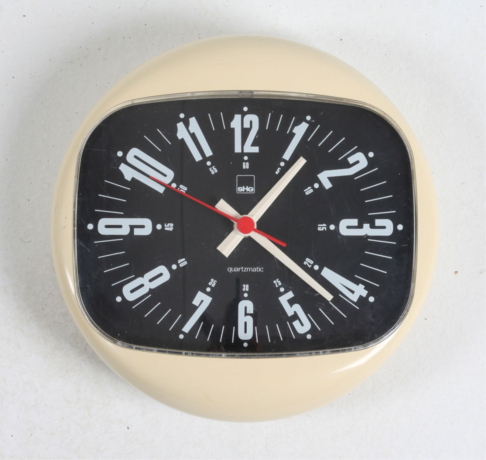 WEST GERMAN RETRO WALL CLOCK FOR SHG QUARTZMATIC (1 of 11)