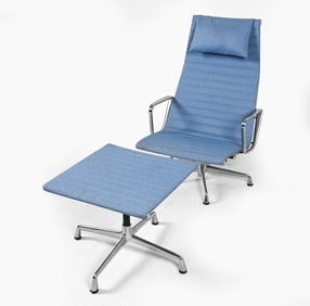 HERMAN MILLER EAMES MODEL EA 124 CHAIR & OTTOMAN