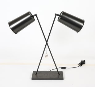 CONTEMPORARY METAL DESK LAMP