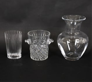 GLASS GROUPING INCL. SIMON PEARCE & VERA WANG
