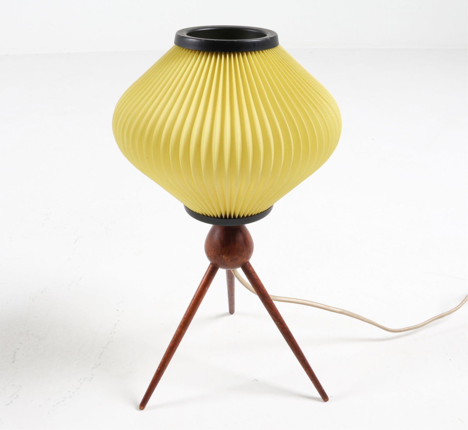 DANISH TEAK DESK LAMP ATTR. LARS SCHIOLER (1 of 10)