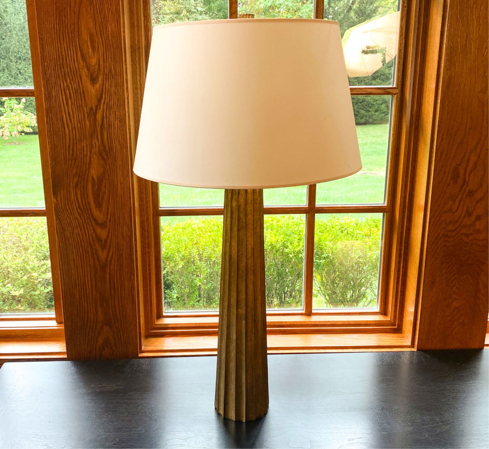 VISUAL COMFORT FLUTED COLUMN TABLE LAMP (1 of 10)