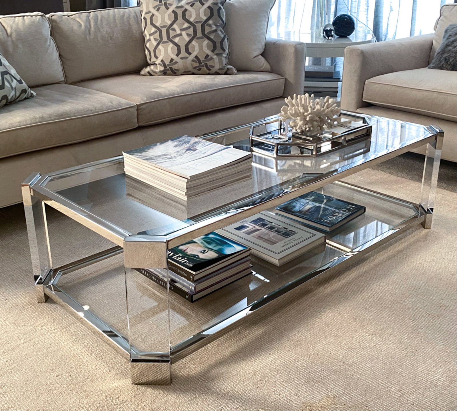 CONTEMPORARY CHROME LUCITE & GLASS COFFEE TABLE (1 of 8)