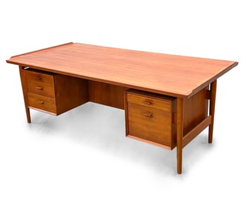 ARNE VODDER FOR SIBAST DANISH TEAK EXECUTIVE DESK