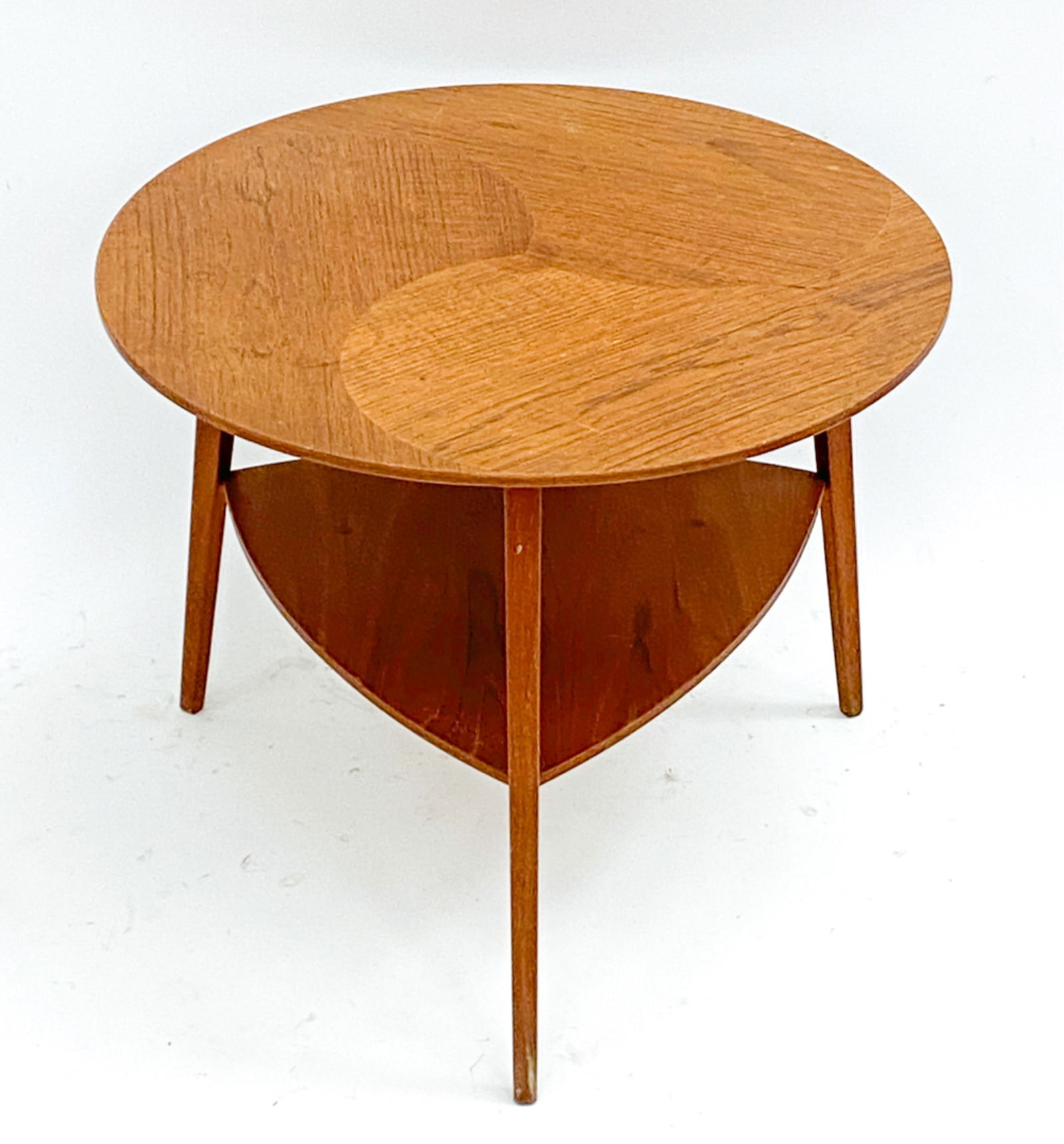 SCANDINAVIAN TEAK SIDE TABLE. C.1960'S (1 of 11)