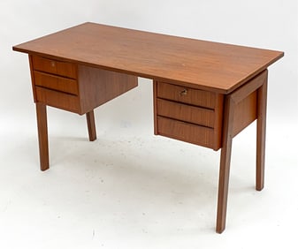 DANISH TEAK DESK IN NIELSEN STYLE, C.1970'S
