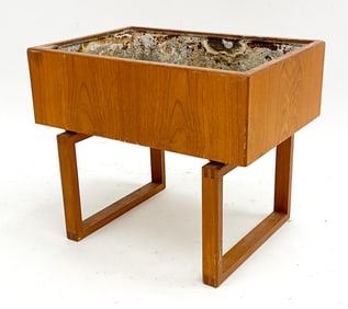 DANISH TEAK PLANTER MANNER OF KAI KRISTIANSEN