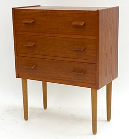 DANISH TEAK CHEST BY POUL VOLTHER FOR MUNCH