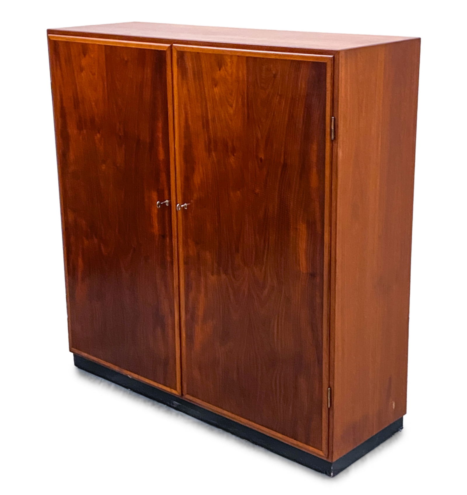 DANISH ROSEWOOD FILING CABINET BY RUD MASUMASSEN (1 of 13)